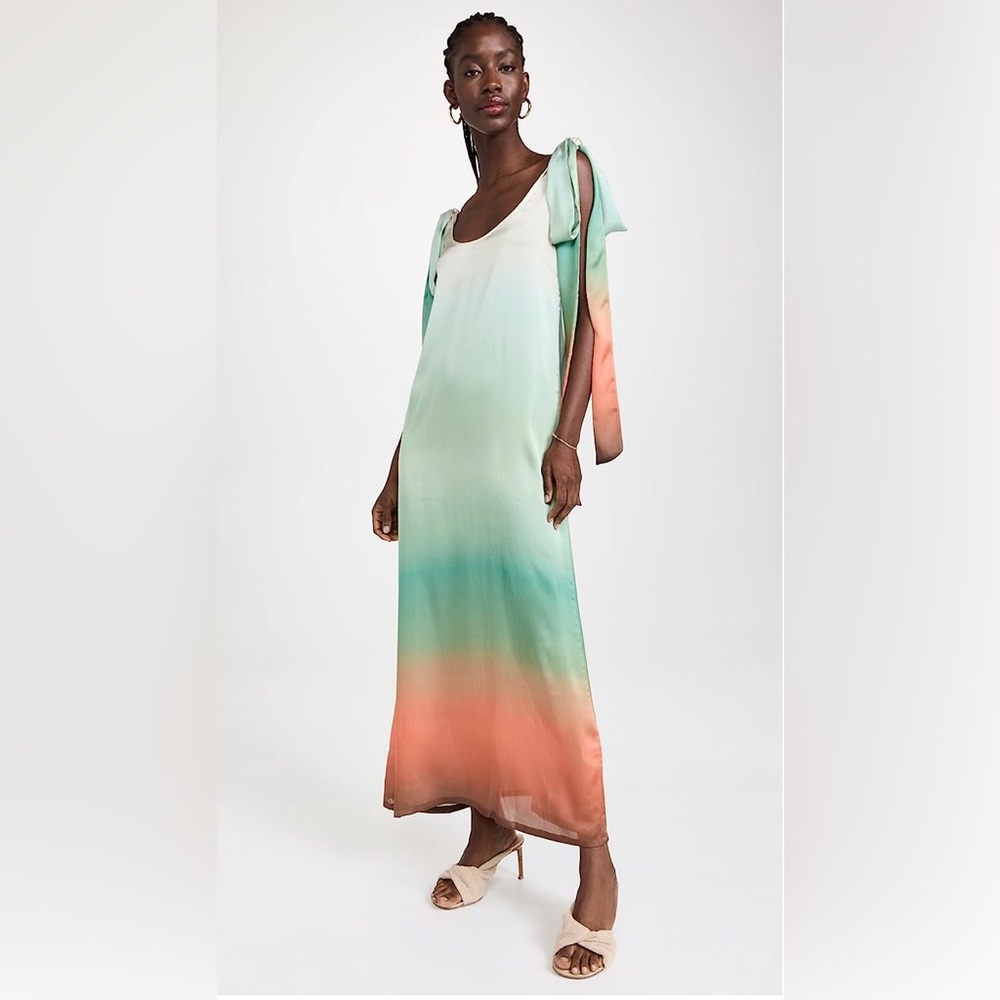 Fe Noel Bowtie Occassion Dress
Caribbean Horizon Print, Brand new with tags!!